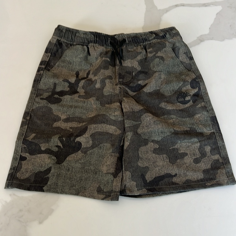 Timberland boys size 8 small amphibian shorts